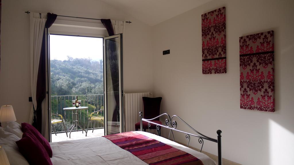 Villa Leonardo Apartments Bucchianico Habitación foto